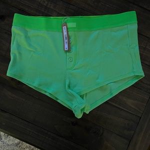 SKIMS COTTON RIB SHORT NEON GREEN